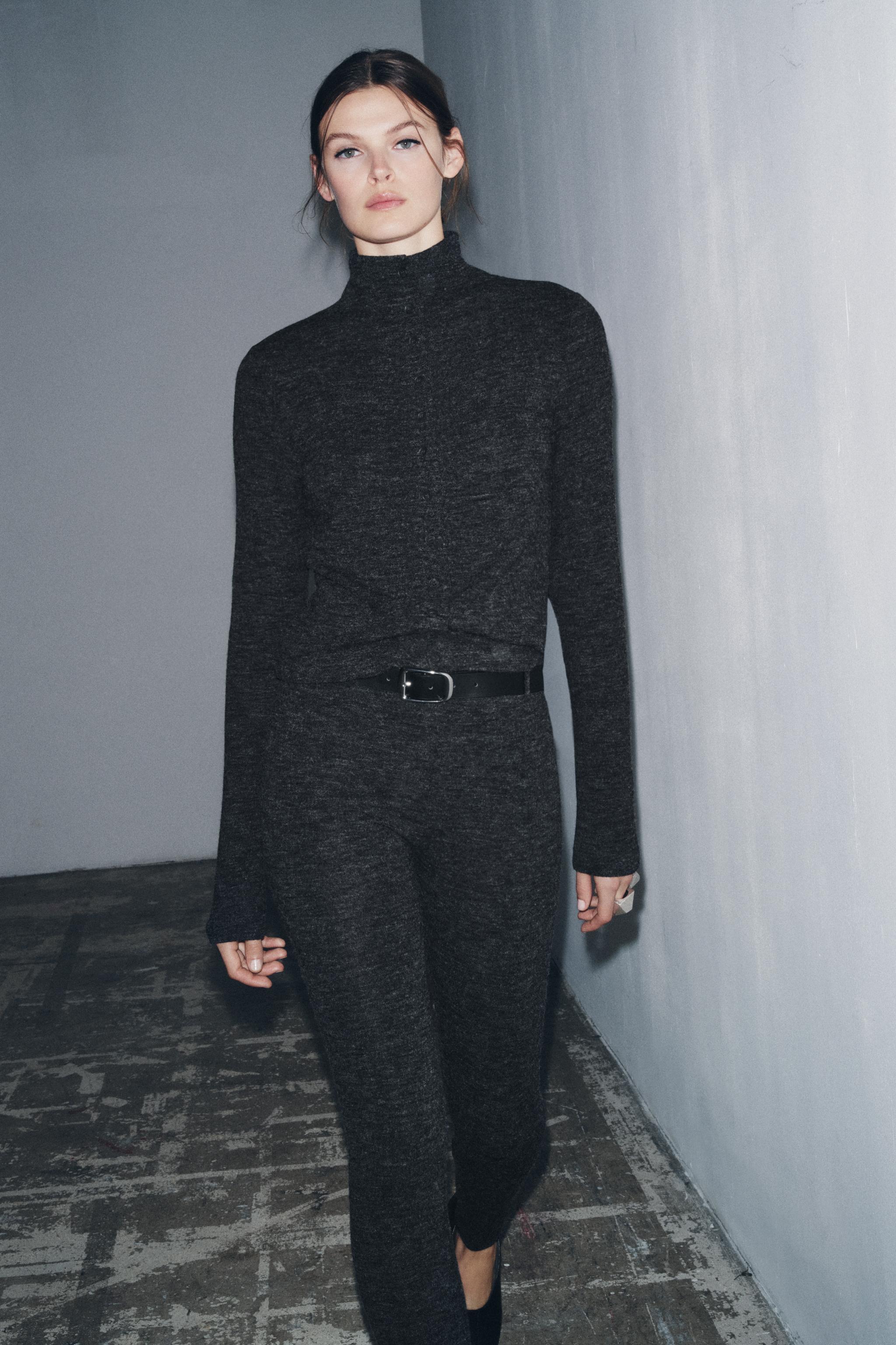 SOFT HIGH NECK JACKET